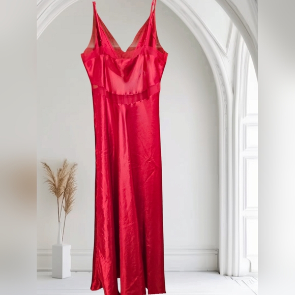 Victoria's Secret Cherry Red Maxi Gown '08 - Picture 2 of 10